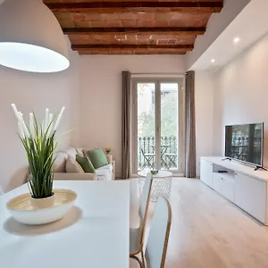 https://sant-pau-suites.topbarcelonahotels.com